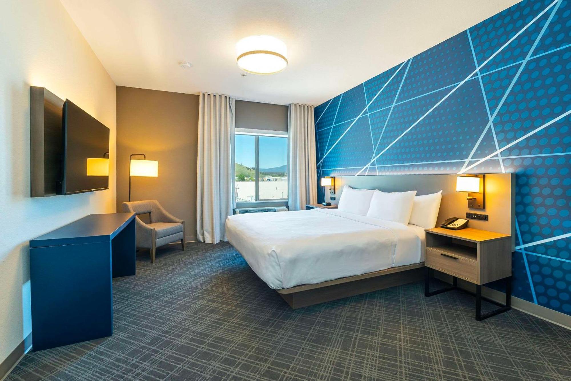Comfort Suites Kelowna Exteriér fotografie